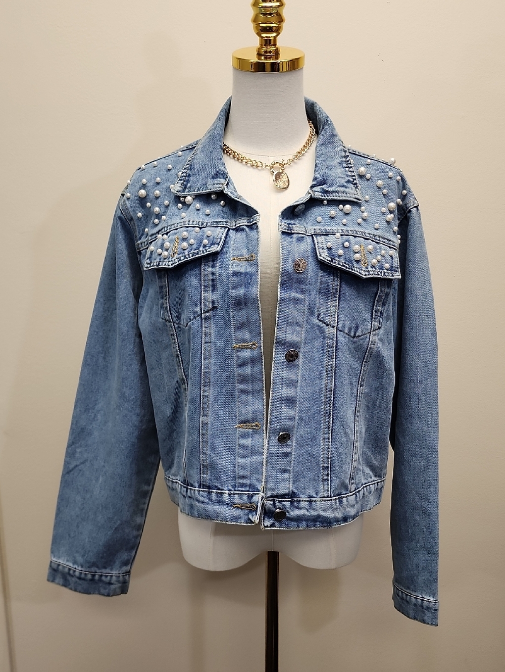 Light Wash Pearl Embellished Denim Jean Jacket Size XL